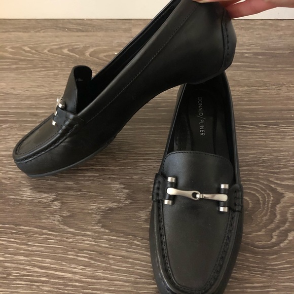 NWT Donald J Pliner Drivers - Picture 2 of 3